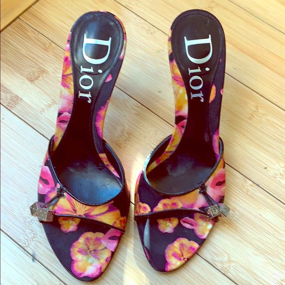 Dior Ladies floral slides size 37 or US 7